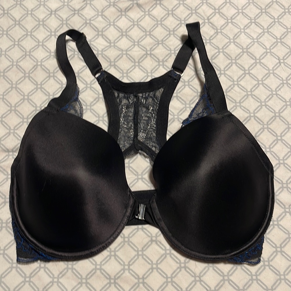 Women’s Fredericks front close racer back bra